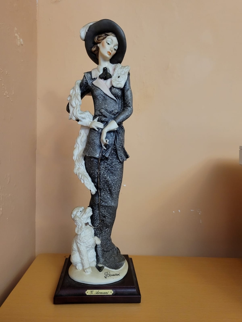 Giuseppe Armani  Lady  with the dog