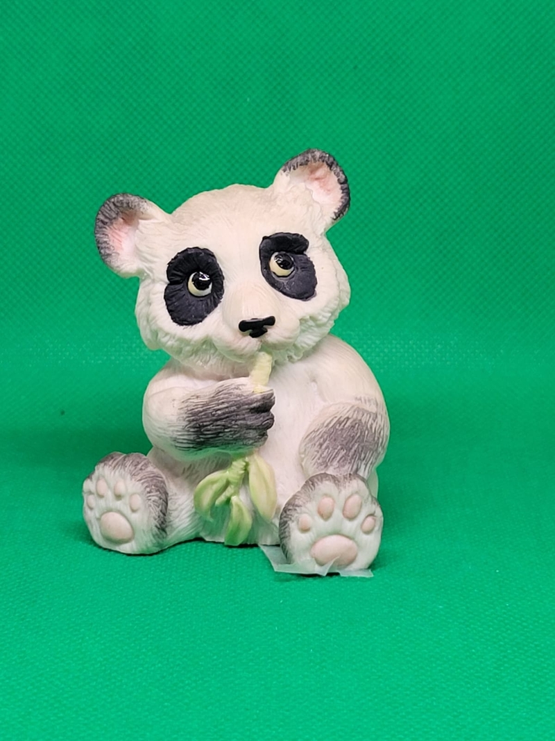 Giuseppe Armani Collectible Florence Sculture `panda`